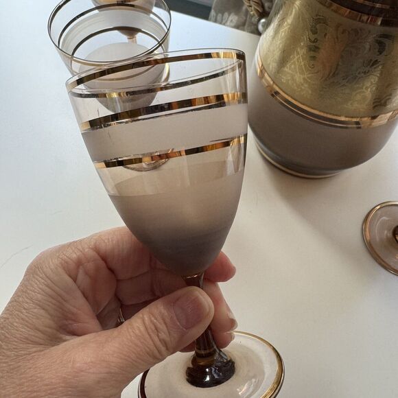 7 Pc. Vtg Bohemian Crystal Frost Amber Glass Gold Embossed Decanter Set Stemware - Picture 10 of 15